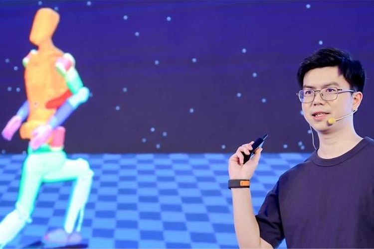 天才少年稚晖君leyu.com机器人走路进场！AI模型做大脑，目标售价20万以内